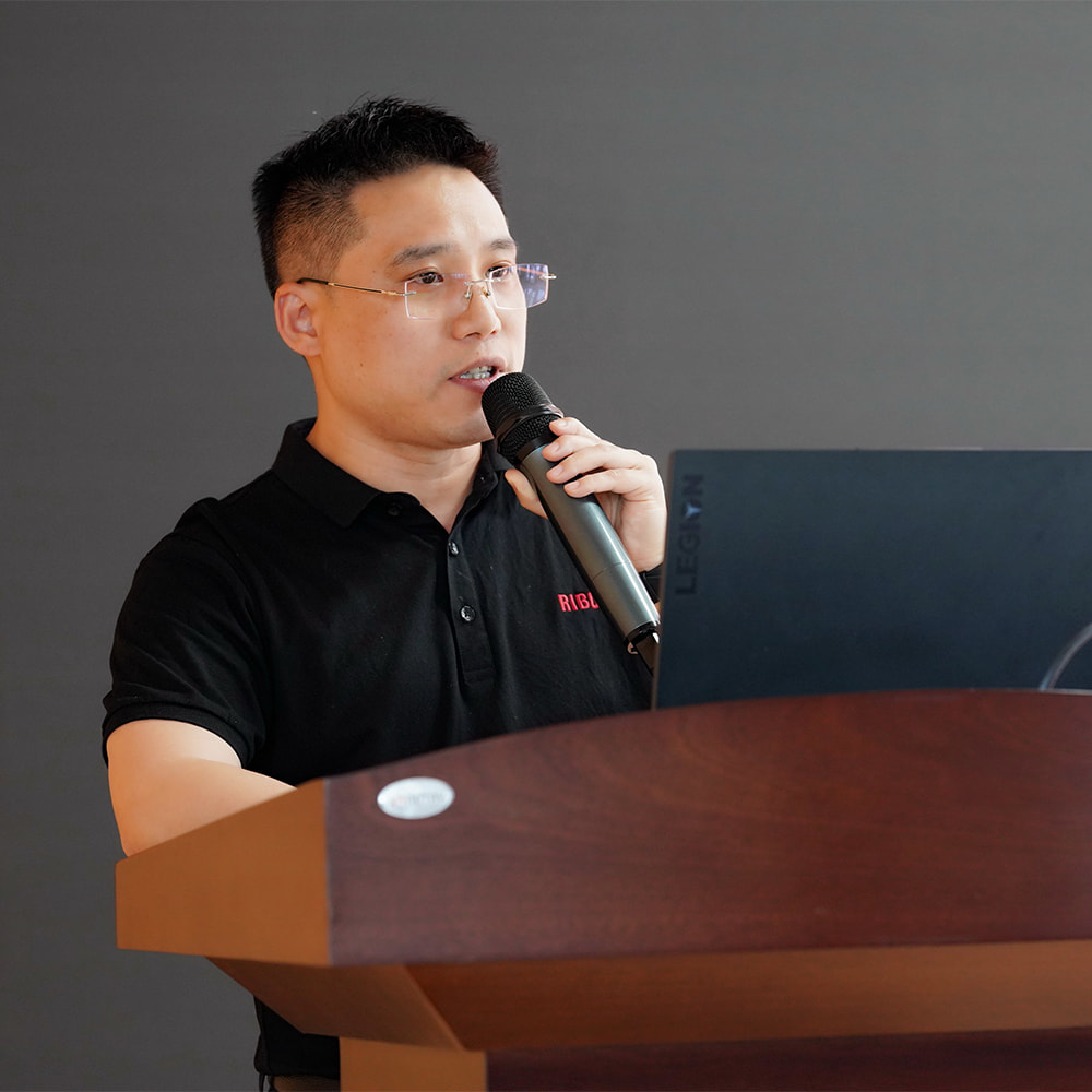 凝心聚力征新程，，，，，，共绘瑞国好将来｜顶级游戏娱乐22周年整个职工大会